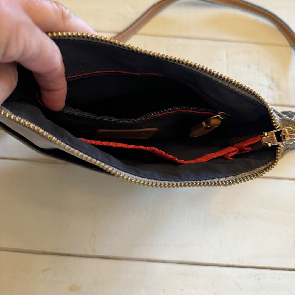 Tommy hilfinger Purse - Picture 9 of 11